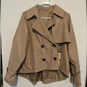Short cropped classic trench coat